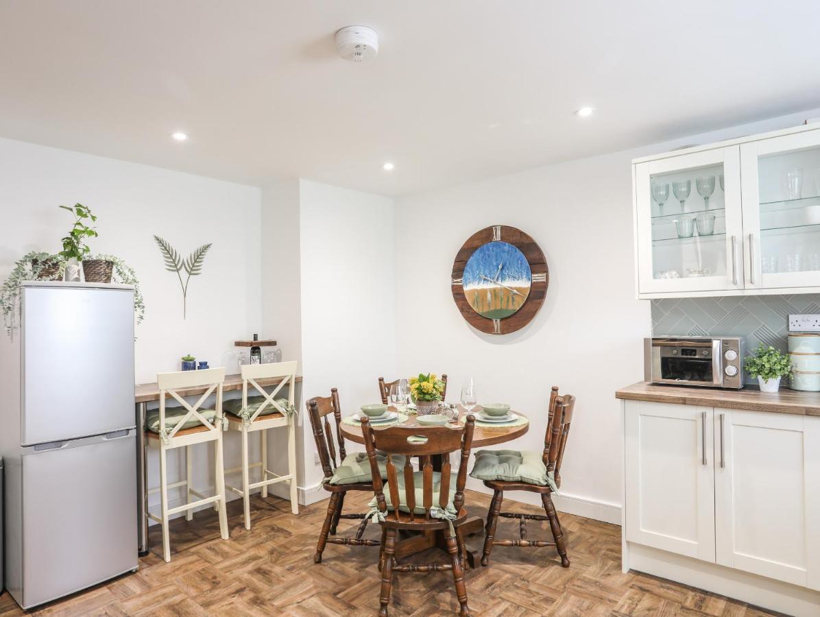 Y Goedwig Apartment Llanfairpwllgwyngyll Ngoại thất bức ảnh