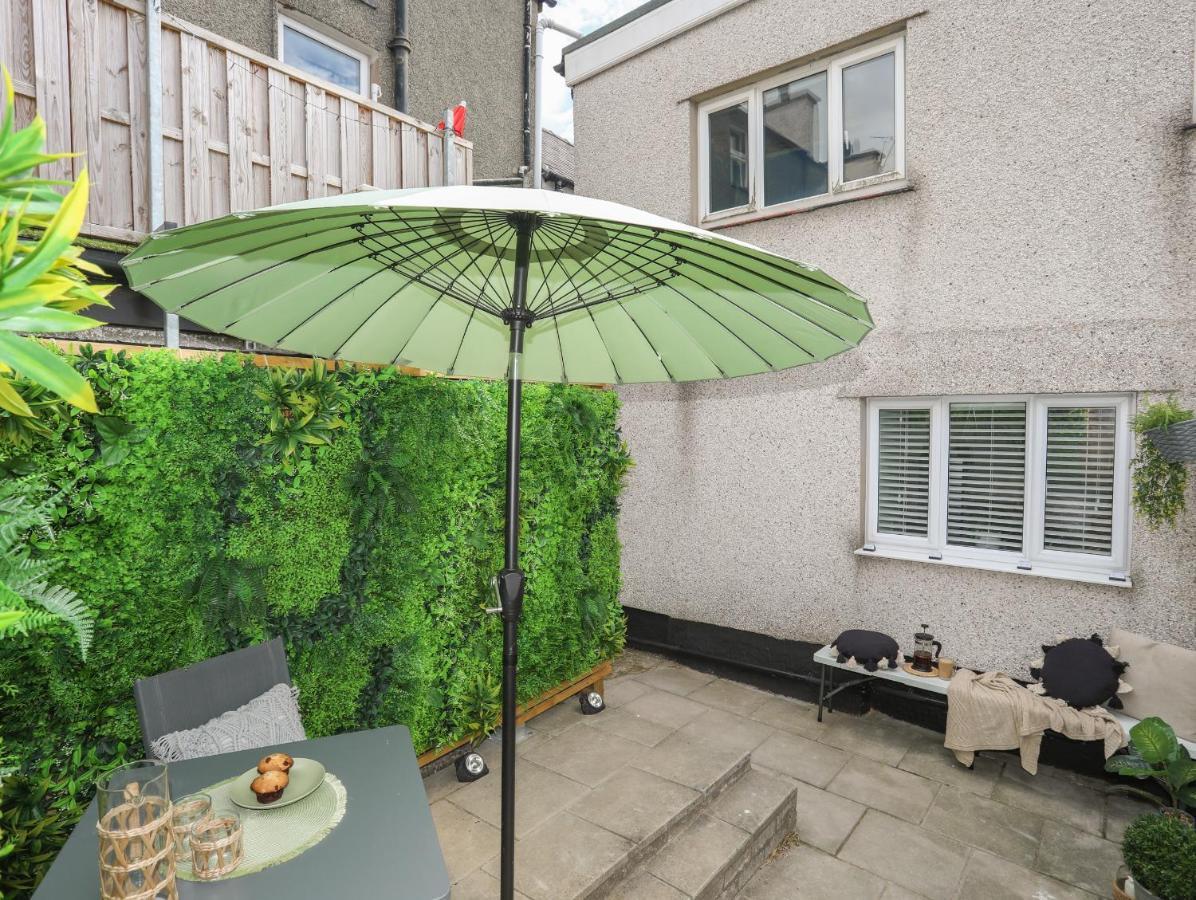 Y Goedwig Apartment Llanfairpwllgwyngyll Ngoại thất bức ảnh