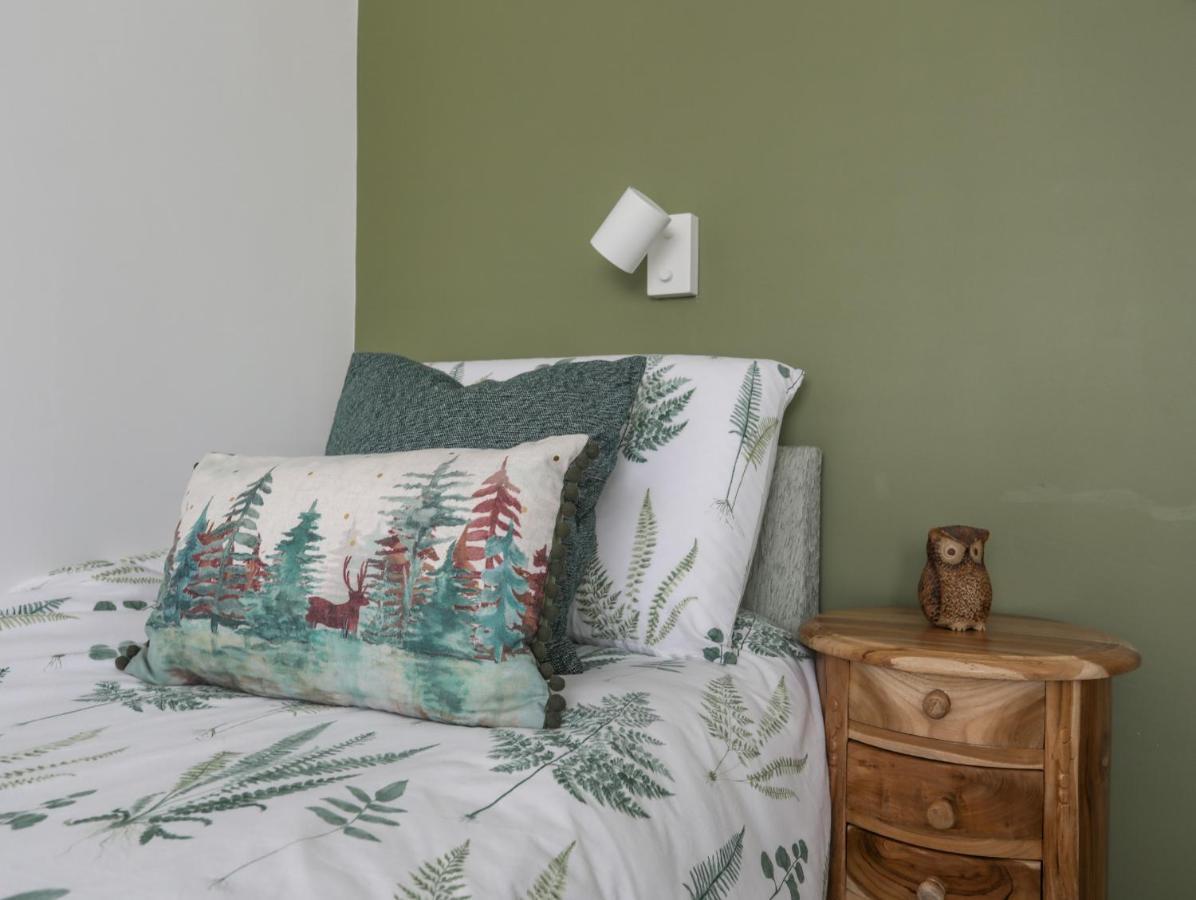 Y Goedwig Apartment Llanfairpwllgwyngyll Ngoại thất bức ảnh